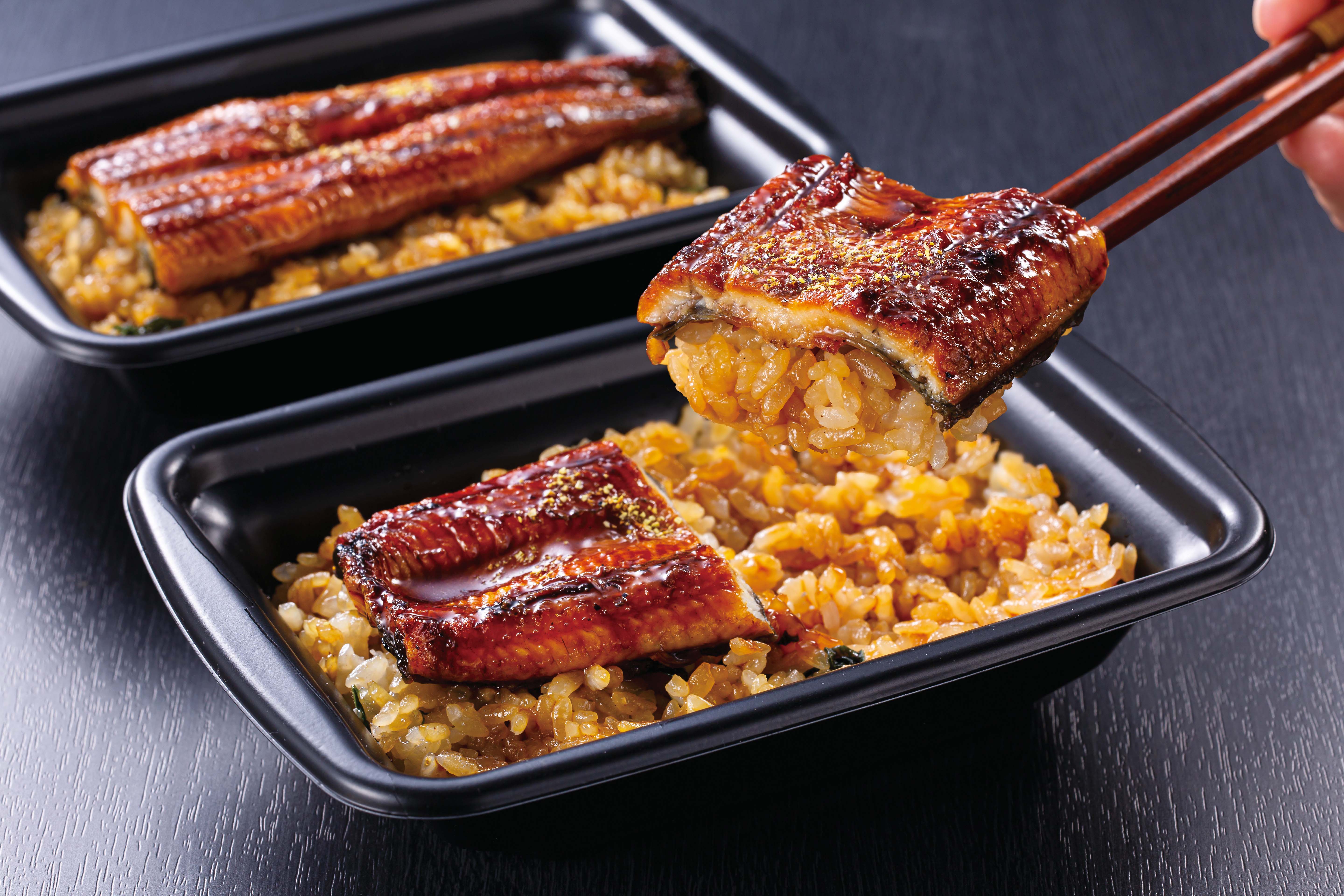 【父の日】鰻楽　国産うなぎ蒲焼重（特別価格）