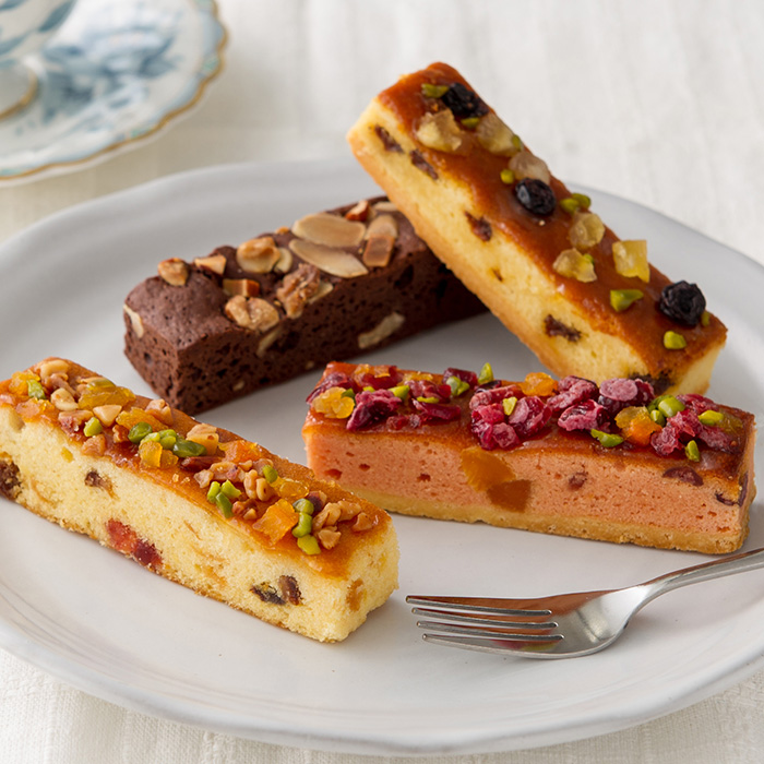六本木アマンド　ＲＯＰＰＯＮＧＩ　ＣＡＫＥ　ＢＡＴＯＮ＜六本木ケイクバトン＞